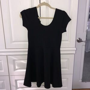 black stretchy dress